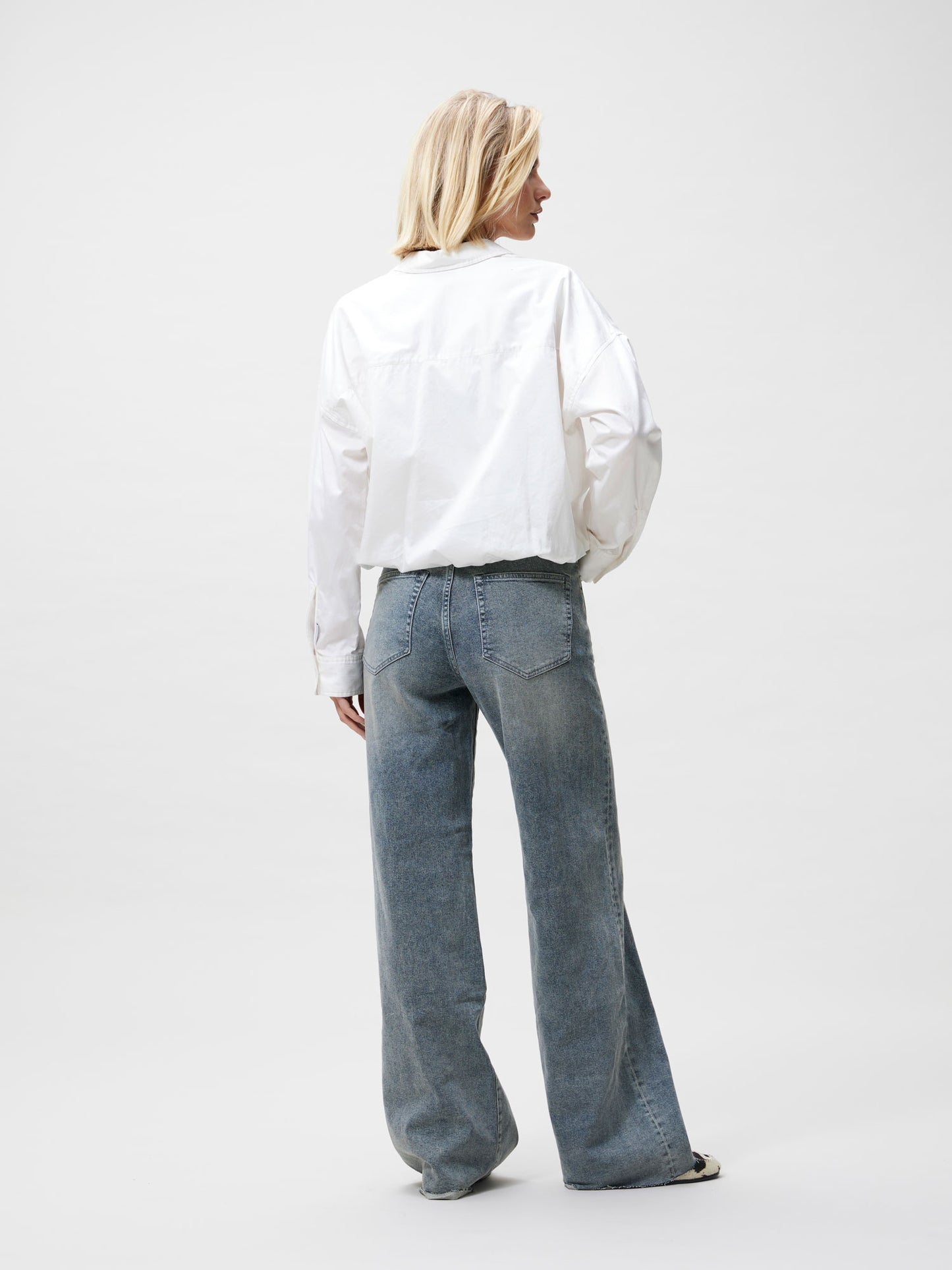 Tuck in blouse wit