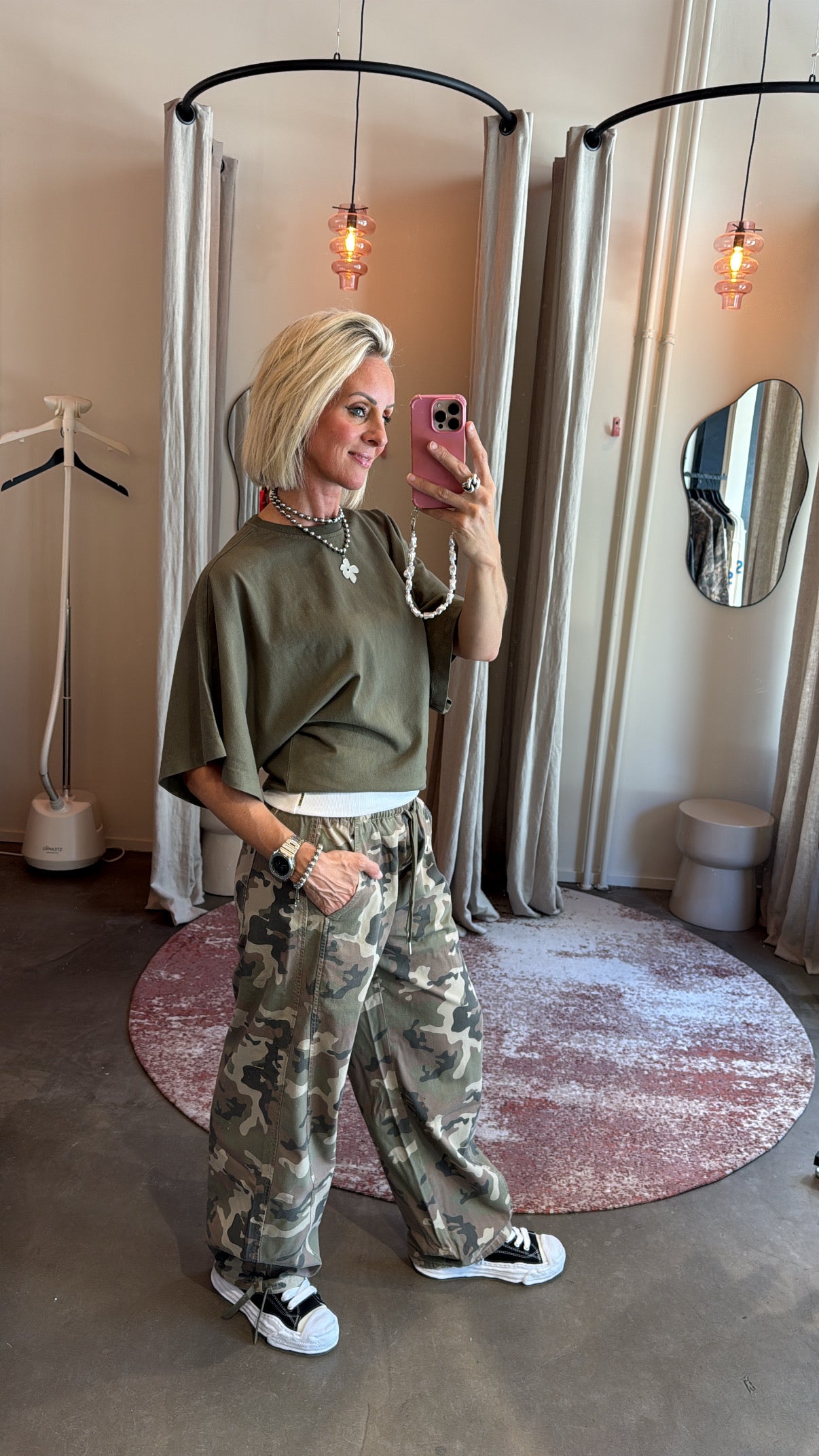 Barrel fit camo pants