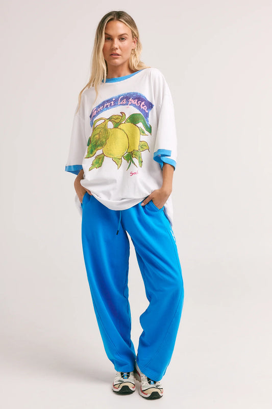 Oversized t-shirt feed me pasta