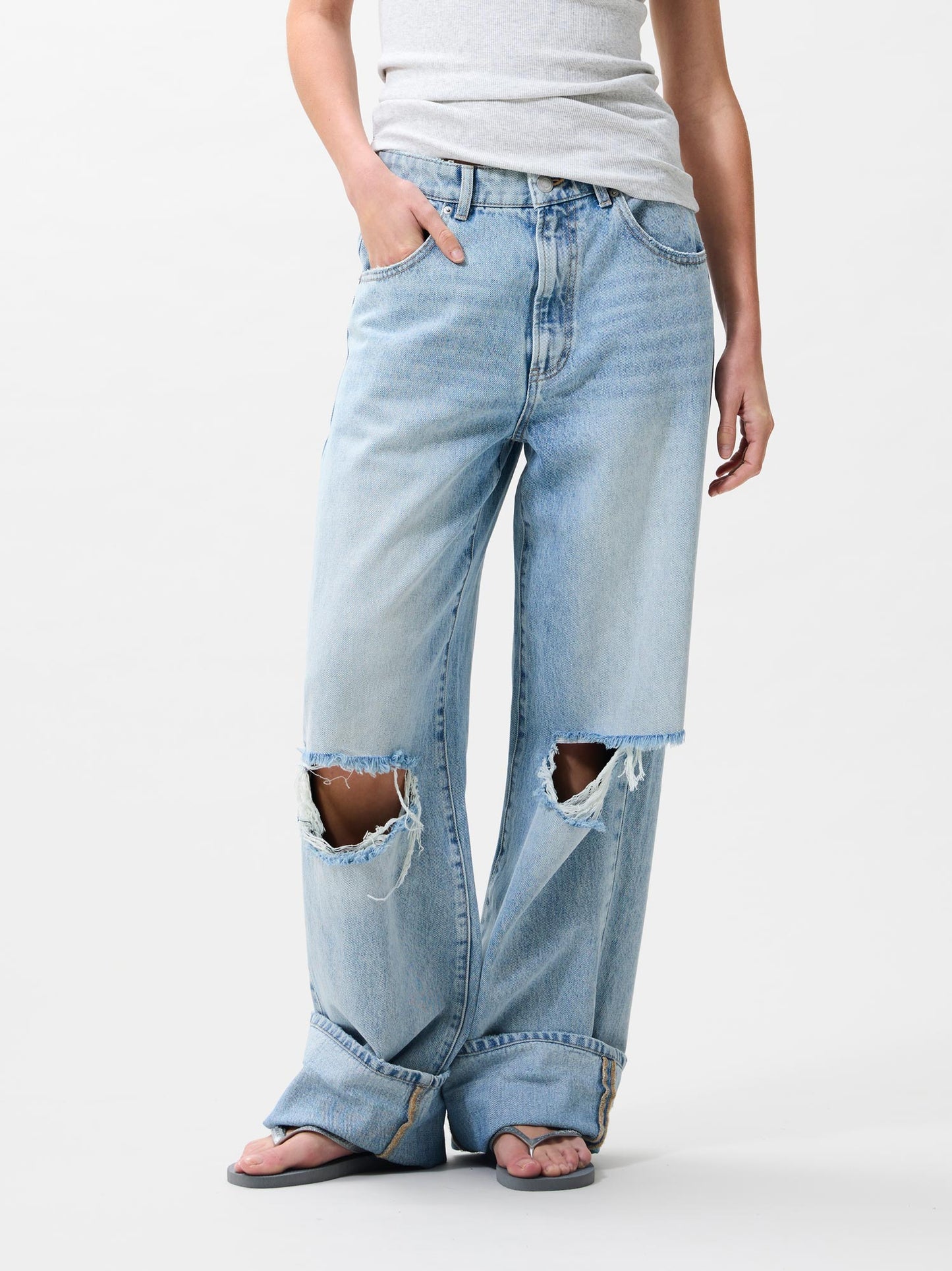 Super loose fit jeans