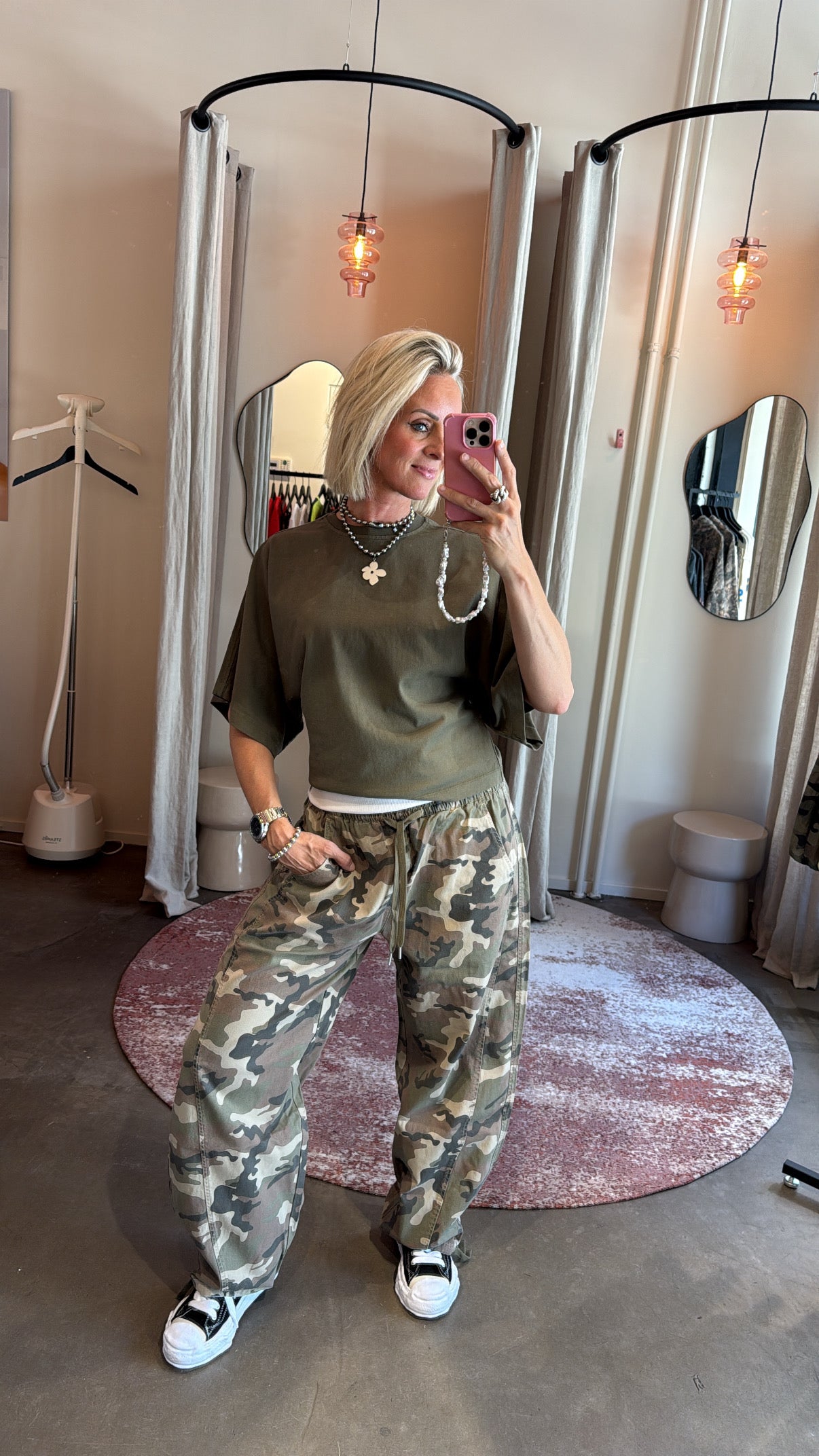 Barrel fit camo pants