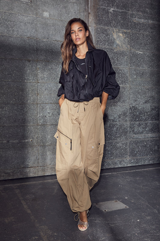 Air Zip Tall Pant Walnut