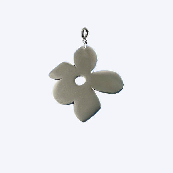 Petal pendant silver